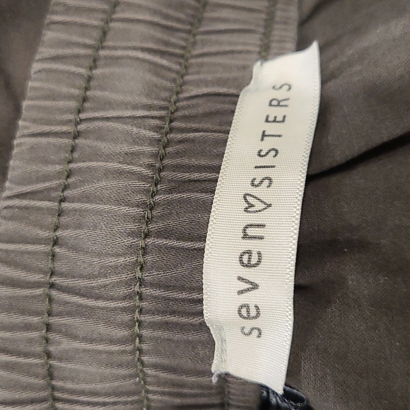 Seven sisters green cargo type joggers - Picture 7 of 8